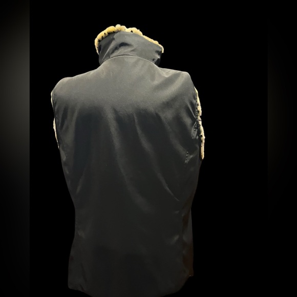 NWT Kristen Blake reversible faux fur animal print vest - Picture 8 of 11